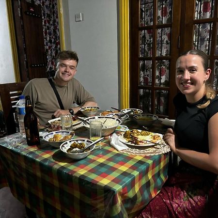 Sanu Home Stay Сигирия Екстериор снимка